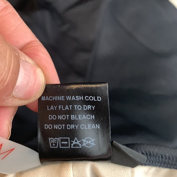 Made in Italie Deep plunge halter one piece - Picture 6 of 10